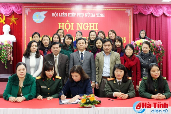 Hội nghị phát động phong trào thi đua và ký kết giao ước thi đua năm 2016.