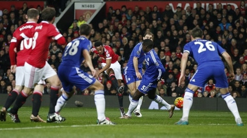 Phung phí cơ hội, MU chia điểm với Chelsea trên sân nhà ảnh 2