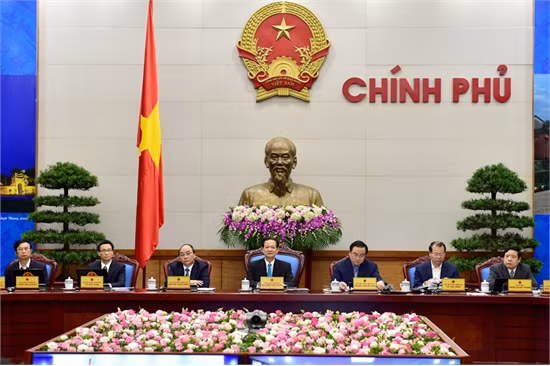 Thảo luận, góp ý vào Nghị quyết phát triển KT-XH 2016 của Chính phủ ảnh 1