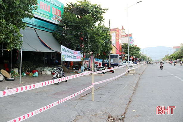 Tất cả 641 mẫu test nhanh tại vùng cách ly y tế tạm thời ở TX Kỳ Anh cho kết quả âm tính