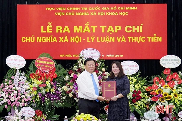 Về Hà Tĩnh, thăm “Làng đỏ” anh hùng