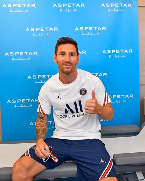 Messi ra mắt PSG, dùng số áo “đặc biệt”