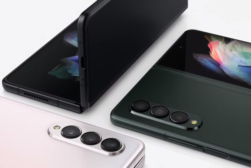 Galaxy Z Fold3 trình làng: Bền hơn, mạnh mẽ hơn nhưng giá không mềm hơn - Ảnh 2. Galaxy Z Fold3 trình làng: Bền hơn, mạnh mẽ hơn nhưng giá không “mềm” hơn