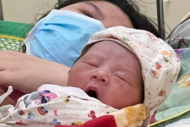 Hà Tĩnh: Thêm một sản phụ ở khu cách ly tập trung “vượt cạn” thành công