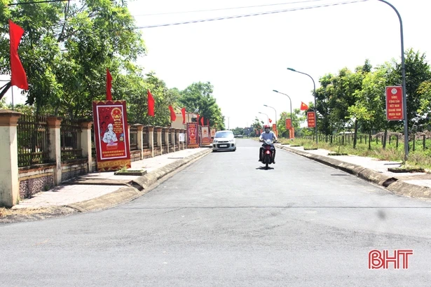 Về Hà Tĩnh, thăm “Làng đỏ” anh hùng