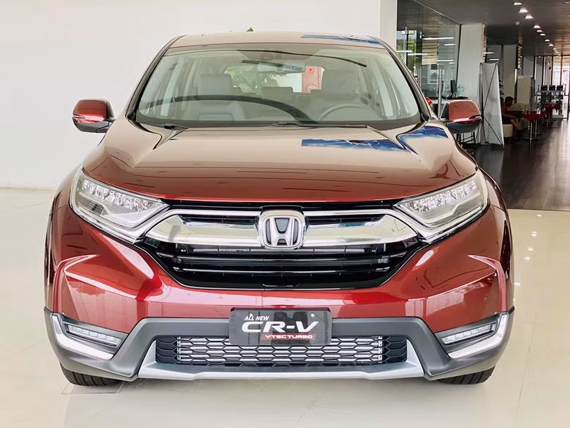 Toàn cảnh giá xe ô tô Việt Nam: Giảm triền miên vẫn “ế khách”