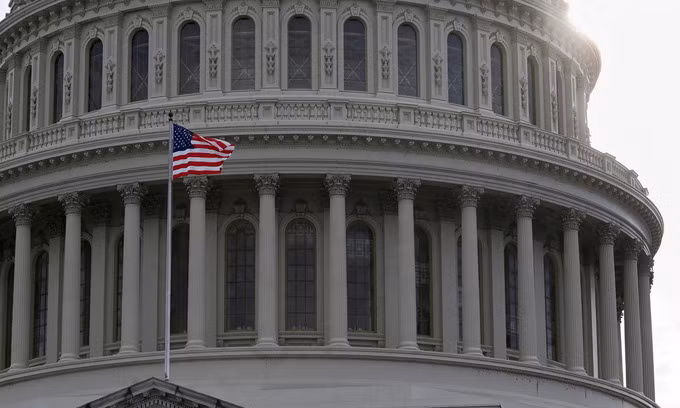 Thượng viện Mỹ thông qua dự luật hạ tầng 1.200 tỷ USD