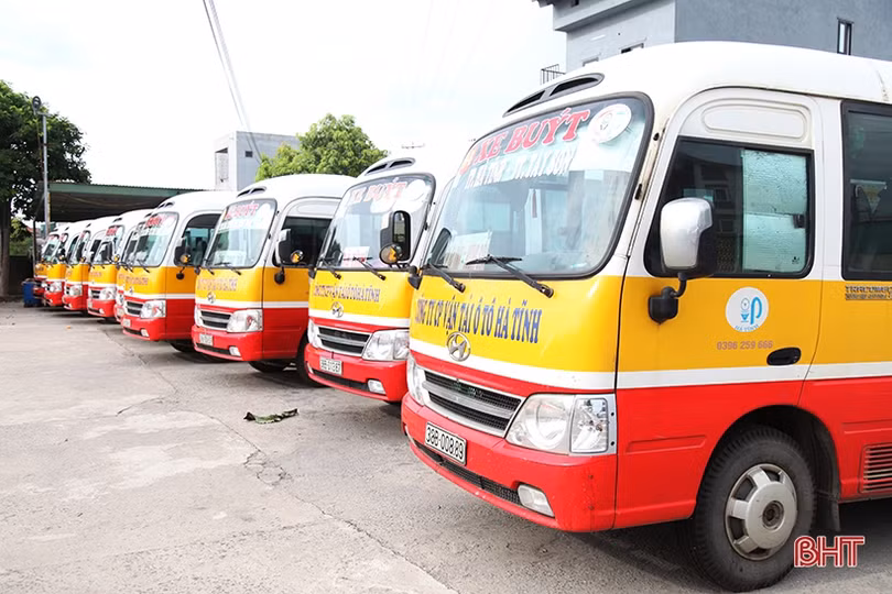 Xe buýt ở Hà Tĩnh chấp hành nghiêm việc dừng hoạt động, đảm bảo phòng chống dịch COVID-19
