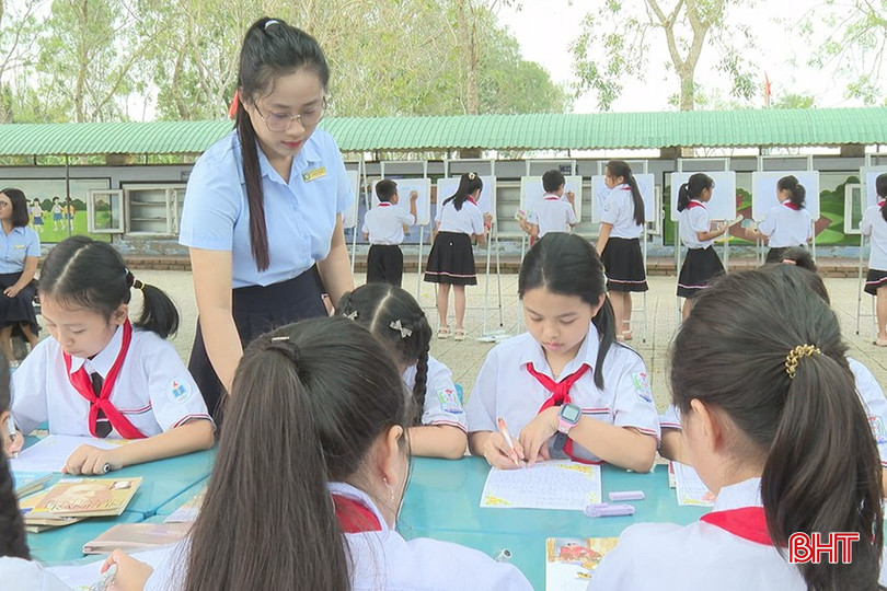 Không gian học tập mở giúp học sinh thỏa sức đam mê sáng tạo tại trường Tiểu học thị trấn Đức Thọ. bqbht_br_5.jpg