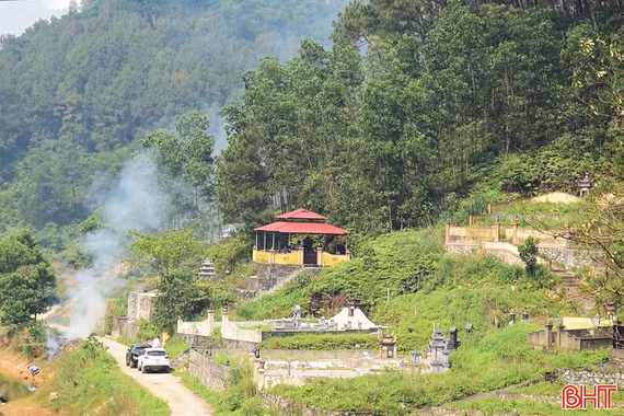 Ngăn ngừa cháy rừng do thắp hương, đốt vàng mã tại các cơ sở tâm linh