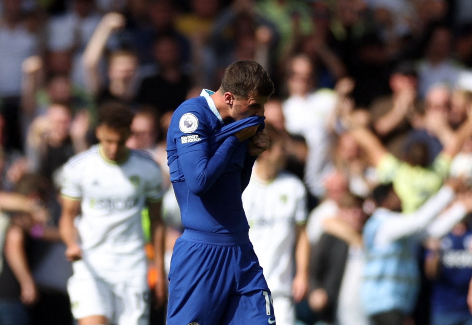 Chelsea thua Leeds 0-3