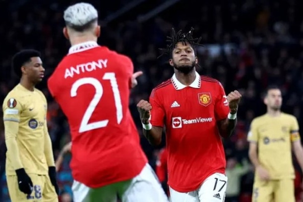 Man Utd loại Barca khỏi Europa League