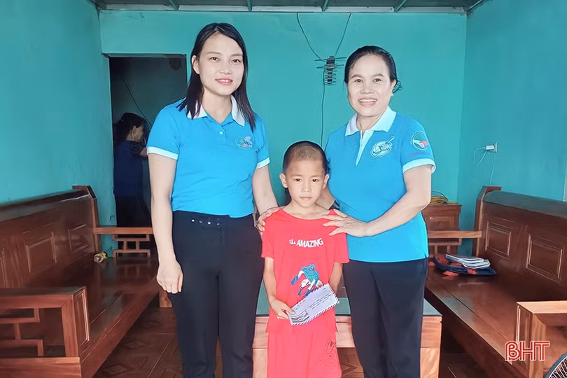 Chủ tịch hội phụ nữ nhiệt tình với hoạt động an sinh xã hội ở Hà Tĩnh