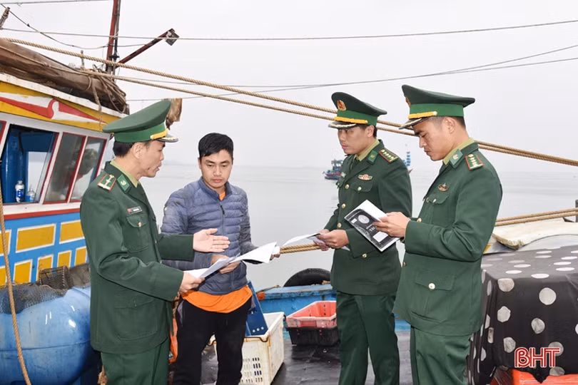 Bộ đội Biên phòng Hà Tĩnh - điểm tựa cho ngư dân bám biển vươn khơi