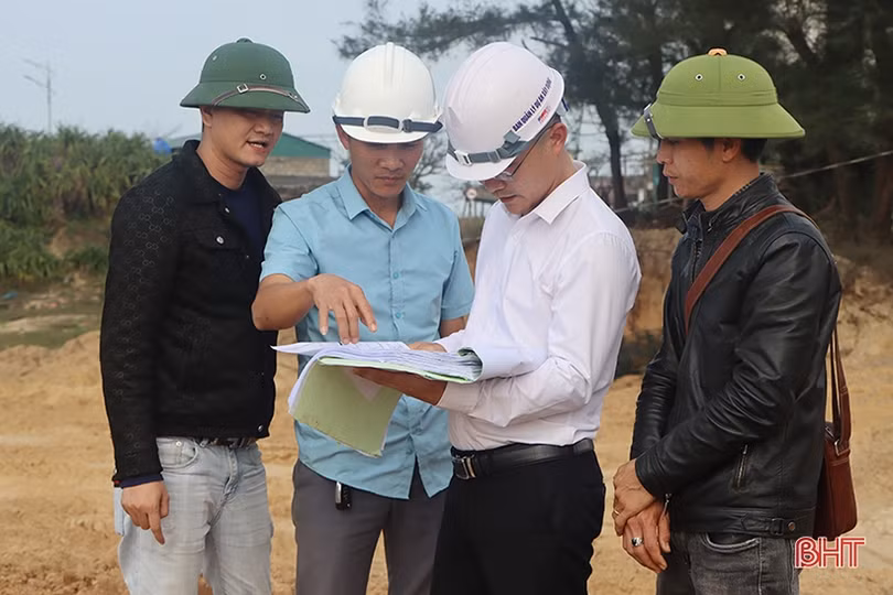 Đẩy nhanh tiến độ thi công các công trình, dự án trọng điểm tại Hà Tĩnh