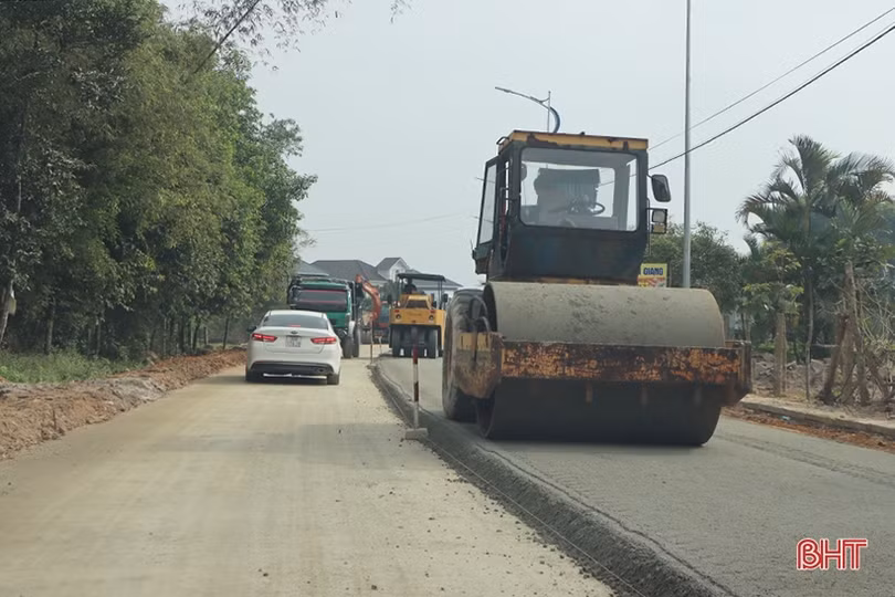 Đẩy nhanh tiến độ thi công các công trình, dự án trọng điểm tại Hà Tĩnh