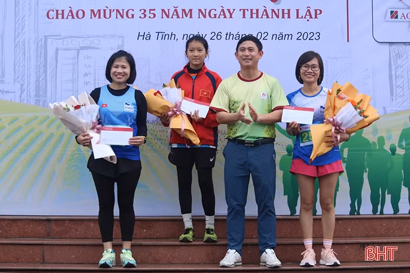 Hơn 670 vận động viên tham gia giải chạy “Vì tương lai xanh”