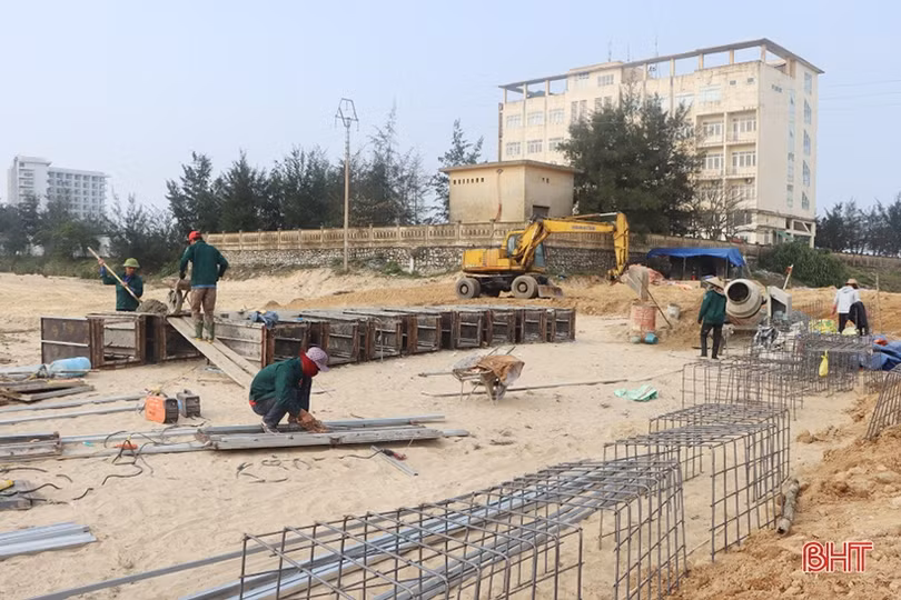 Đẩy nhanh tiến độ thi công các công trình, dự án trọng điểm tại Hà Tĩnh