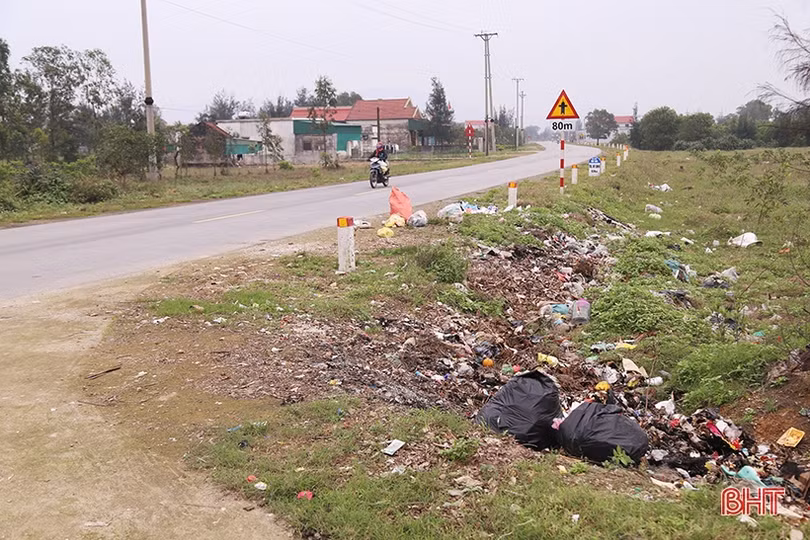 Nhiều “điểm xấu” trên tuyến đường đẹp ven biển Hà Tĩnh