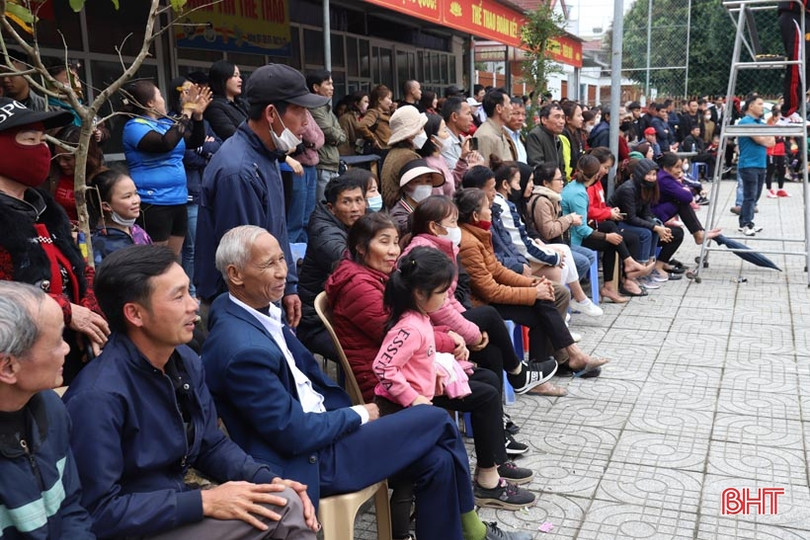 Đội Sơn Kim 1 xuất sắc giành giải nhất bóng chuyền nữ Hương Sơn