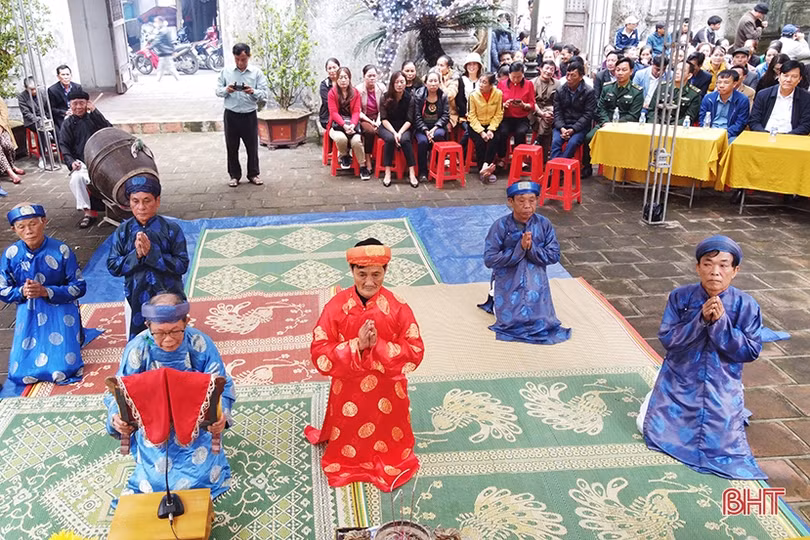 Trang trọng Lễ giỗ Thành hoàng làng Nhượng Bạn