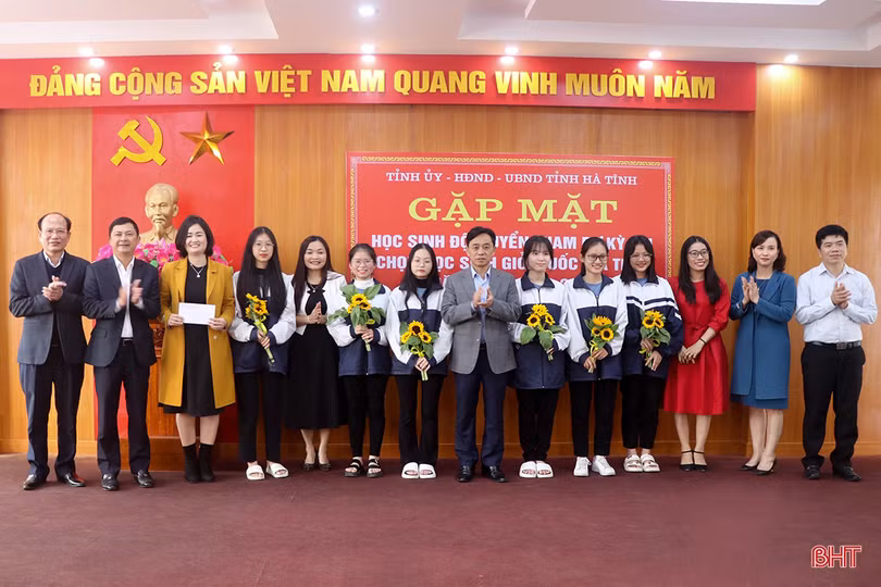 Gặp mặt các đội tuyển Hà Tĩnh dự thi học sinh giỏi quốc gia