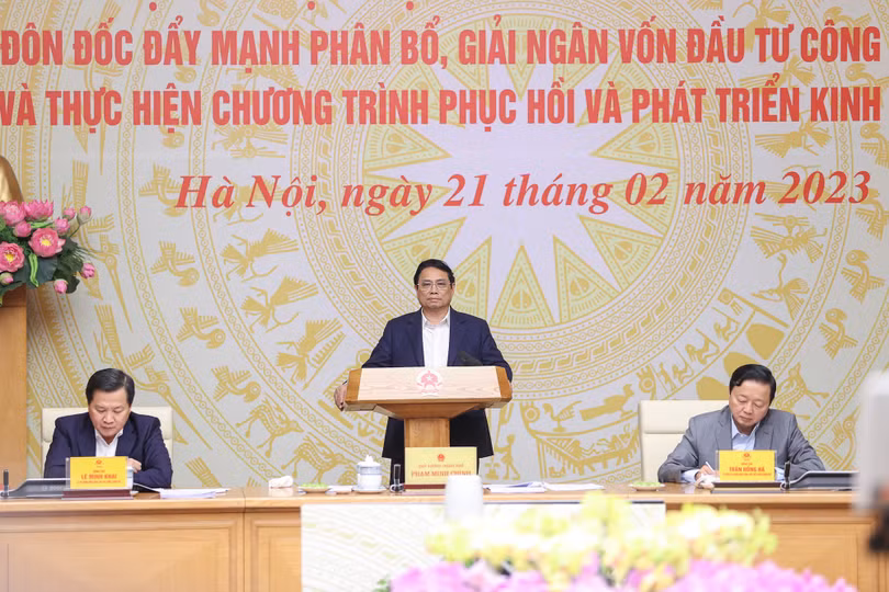 Thủ tướng: Đầu tư công phải có trọng tâm, trọng điểm, không dàn trải, phát huy vai trò nguồn lực, động lực phát triển
