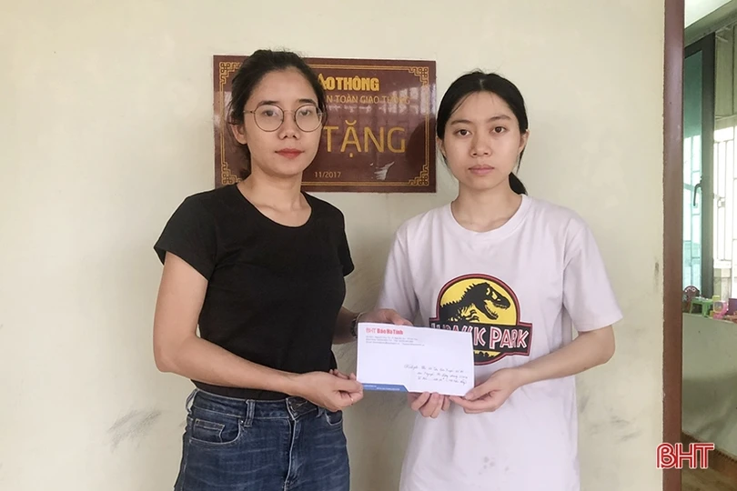 “Kỳ cuối em đủ tiền nộp học rồi, muốn nhường sự giúp đỡ cho bạn khác khó khăn hơn”