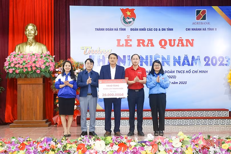 Sôi nổi ra quân Tháng Thanh niên 2023 tại Hà Tĩnh 