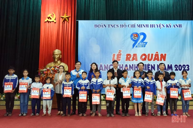 Sôi nổi ra quân Tháng Thanh niên 2023 tại Hà Tĩnh 