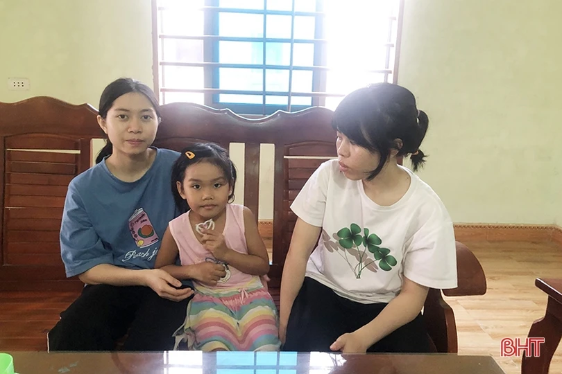 “Kỳ cuối em đủ tiền nộp học rồi, muốn nhường sự giúp đỡ cho bạn khác khó khăn hơn”