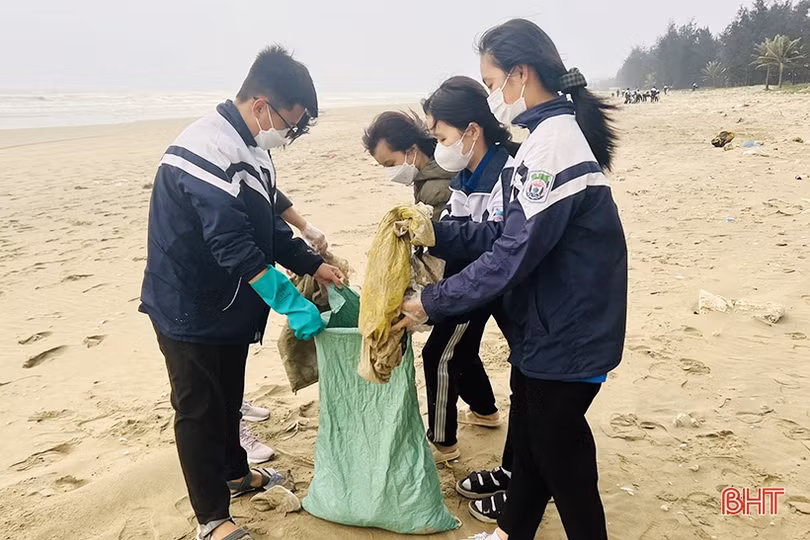 Tuổi trẻ Hà Tĩnh đồng loạt ra quân hưởng ứng Tháng Thanh niên