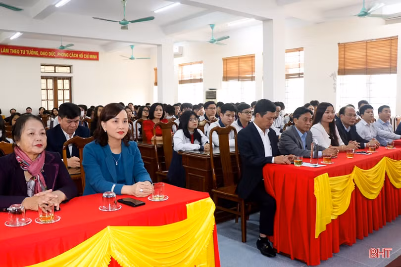 Gặp mặt các đội tuyển Hà Tĩnh dự thi học sinh giỏi quốc gia