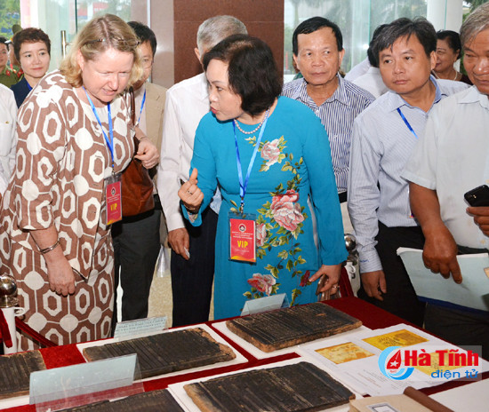 tham quan moc ban truong luu truoc gio don bang di san