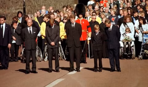 nhung tang le chan dong the gioi