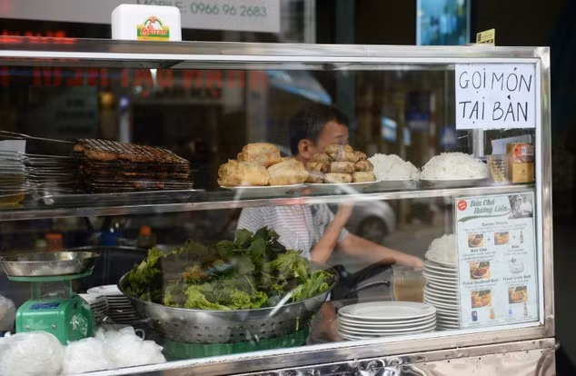 con sot bun cha obama sau 4 thang van chua het hot