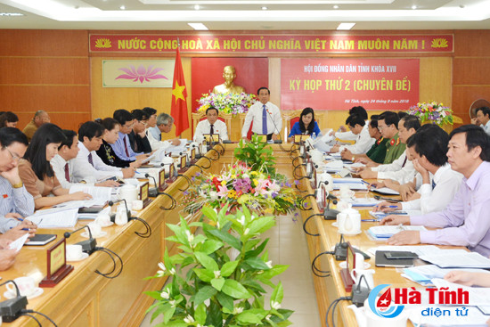 hdnd tinh xem xet thao luan 10 to trinh de ban hanh nghi quyet