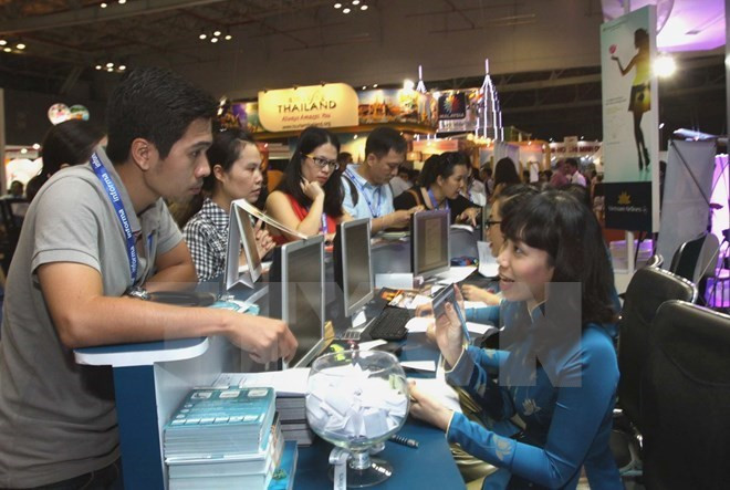 vietnam airlines mo ban 1 5 trieu ve bay tet nguyen dan 2017