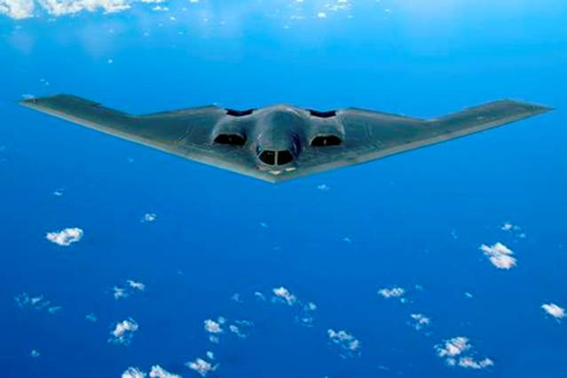 Không quân Mỹ có 20 chiếc máy bay B-2, một chiếc chuyên phục vụ công tác nghiên cứu vu khi hat nhan loai vu khi tuyet doi vo dung