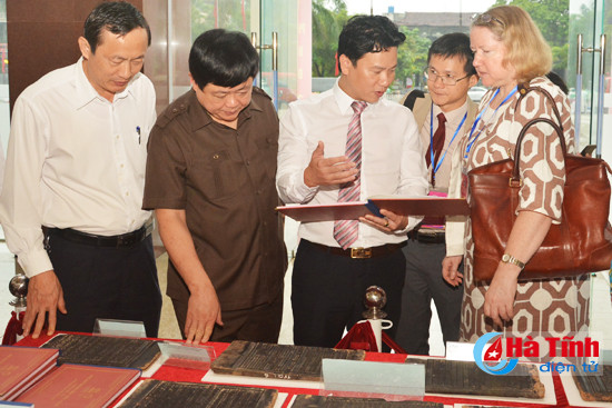 tham quan moc ban truong luu truoc gio don bang di san