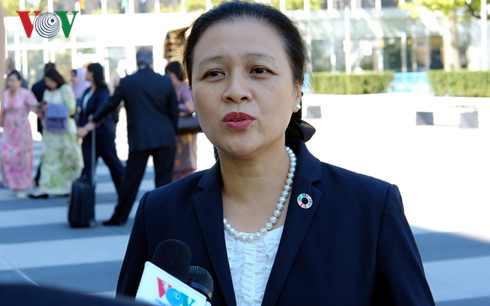 Đại sứ Nguyễn Phương Nga, Trưởng Phái đoàn thường trực Việt Nam tại Liên Hợp quốc. 3 noi dung chinh duoc thao luan tai khoa hop 71 dai hoi dong lhq