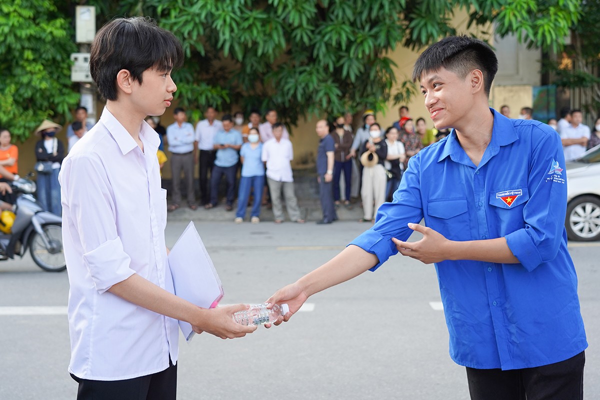 Các hoạt động tình nguyện vẫn được các lực lượng thanh niên tình nguyện triển khai hiệu quả. tn3.jpg