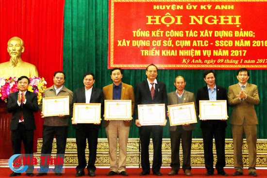 khoi phuc phat trien san xuat dua xay dung ntm di vao chieu sau