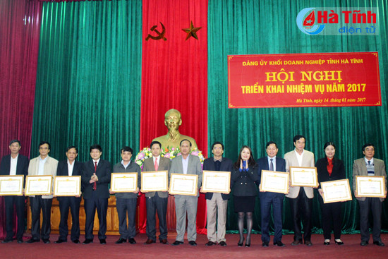 phat huy vai tro cau noi giua doanh nghiep voi cac nganh chuc nang