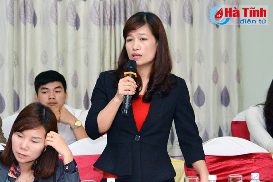 ho tro chuyen doi nghe cho nguoi dan anh huong su co moi truong bien
