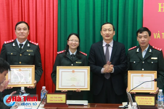 pho thu tuong khong co vung cam trong phong chong tham nhung