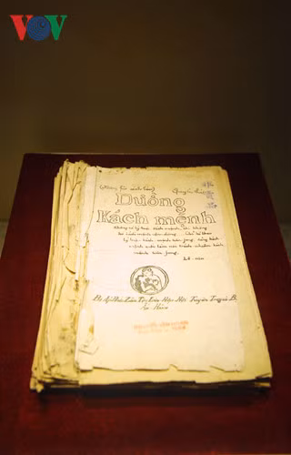 chiem nguong 18 bao vat quoc gia duoc trung bay tai ha noi