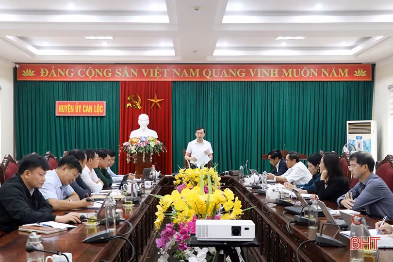 Ban Thường vụ Huyện ủy Can Lộc họp bàn triển khai nhiệm vụ quý II/2023