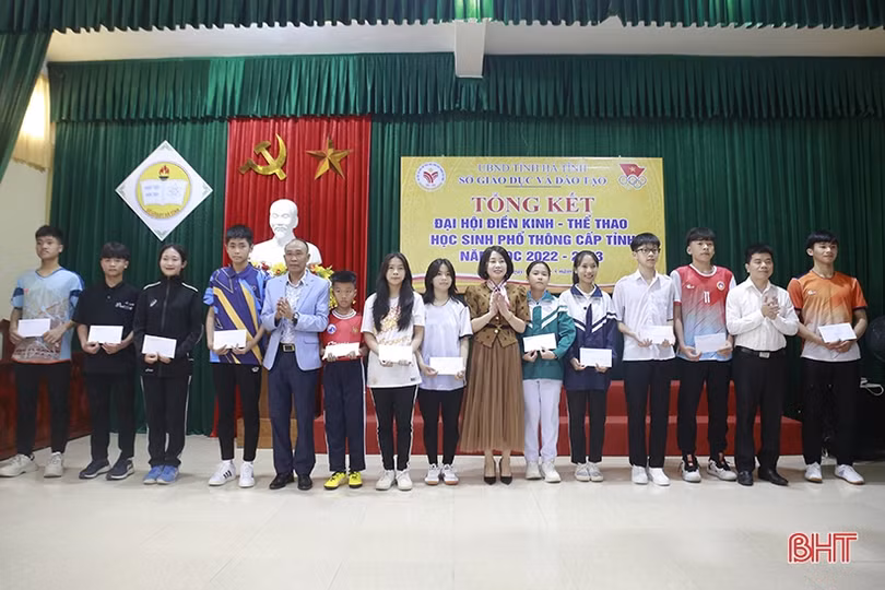 “Kình ngư” giới học đường Hà Tĩnh mong muốn lan tỏa niềm đam mê bơi lội đến mọi người