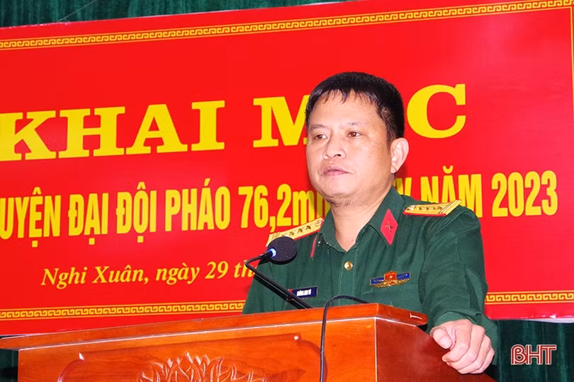 Khai mạc huấn luyện đại đội pháo binh ở Nghi Xuân
